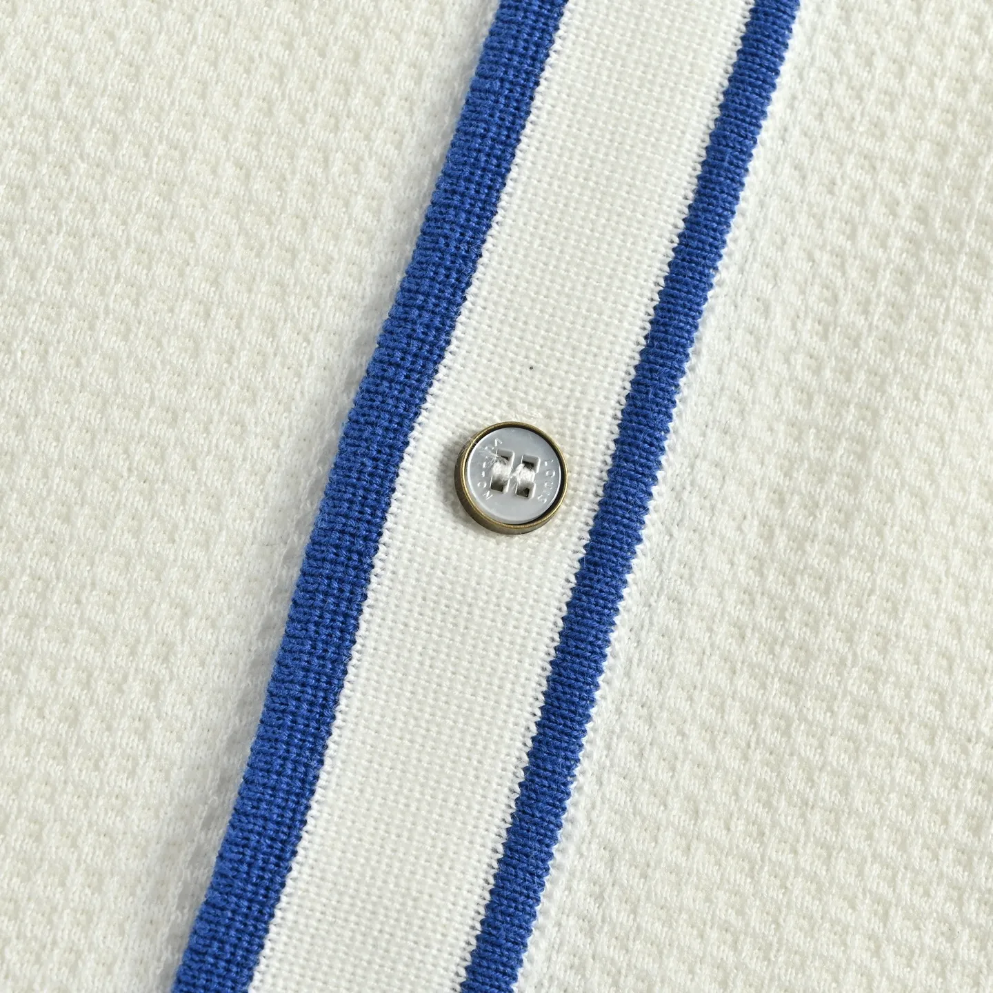 Louis Vuitton/